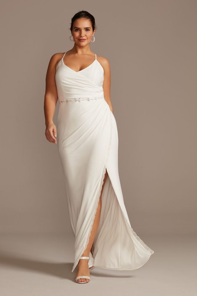 plus-size-elopement-gowns-wedding-dresses-for-budget-brides